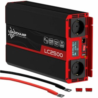 Leistungsstarker Spannungswandler mit zwei Steckdosen und USB-Anschluss.